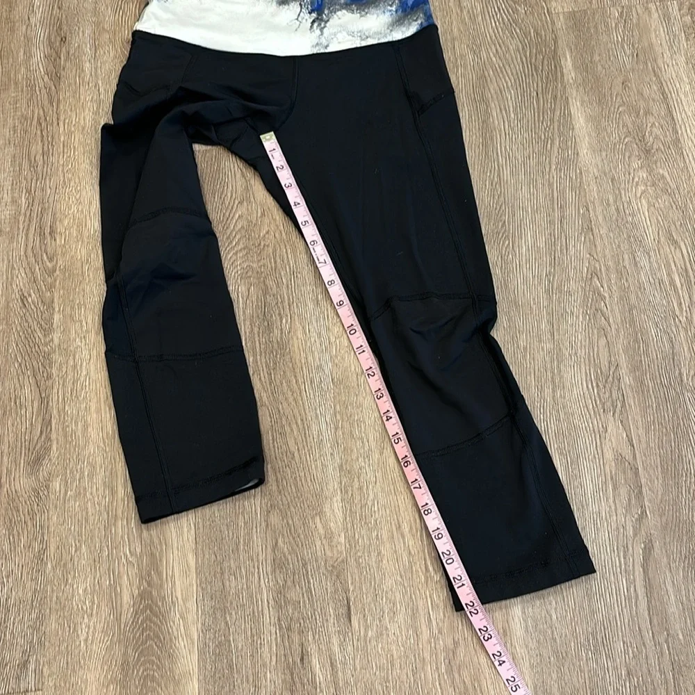 Lululemon capri leggings. Size 6. - Picture 7 of 9